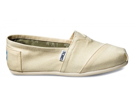 REMEMBER: Order Your TOMS Shoes Through April 6!