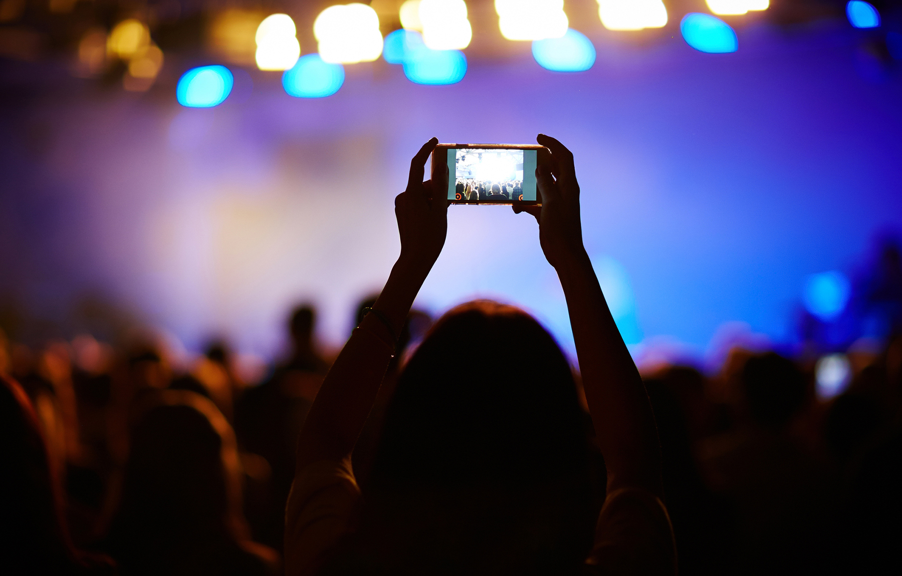 Keeping Track of Orange Conference 2018 on Social Media